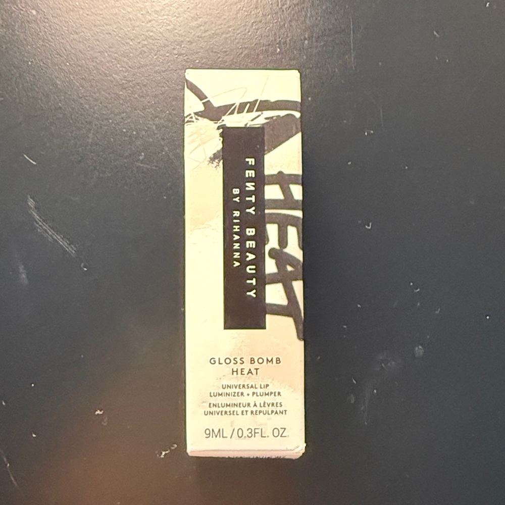 Fenty Beauty Gloss Bomb Heat - Sleek Black and Cream